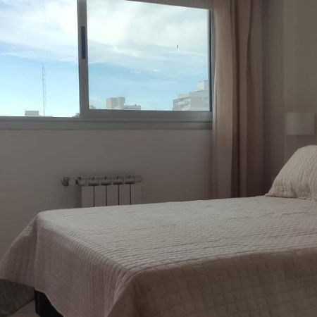Temporario La Plata, Frente A Plaza Malvinas! Unico! Con Cochera Opcional! Apartamento Exterior foto
