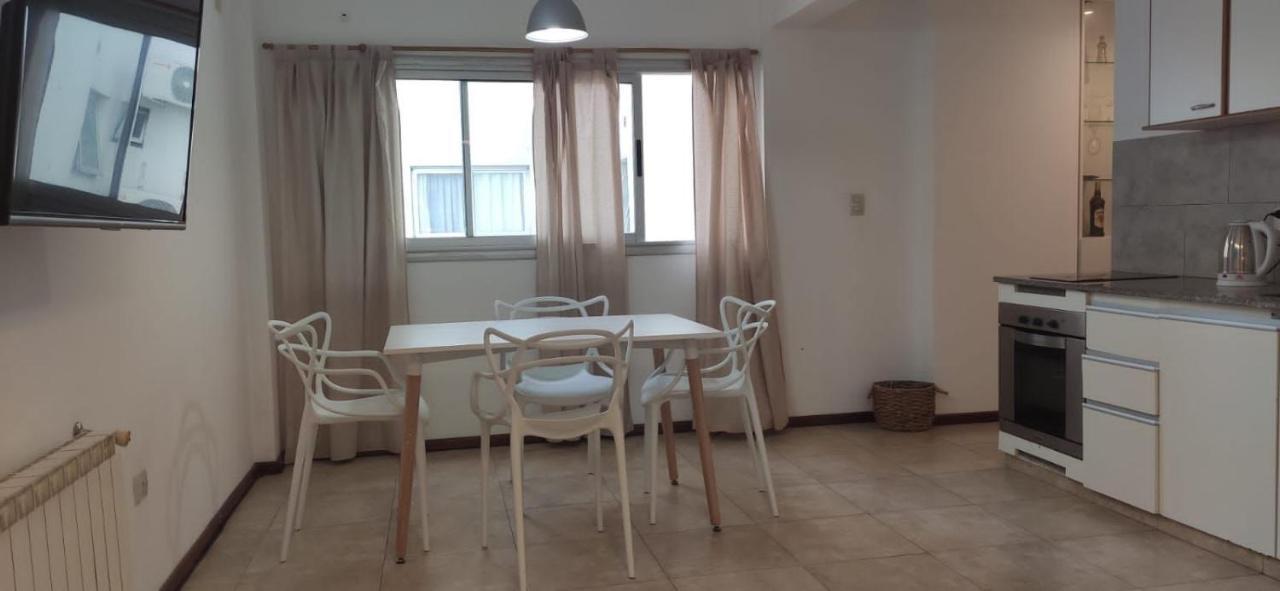 Temporario La Plata, Frente A Plaza Malvinas! Unico! Con Cochera Opcional! Apartamento Exterior foto